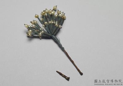 图片[2]-Iron hair pin inlaid with pearls, Qing dynasty, 18th c., Tibetan work-China Archive